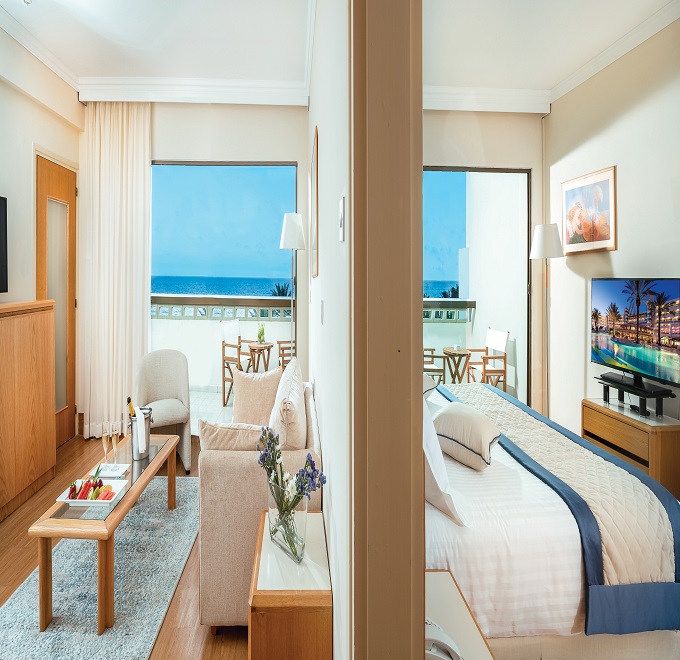 56 ATHENA BEACH HOTEL FAMILY ONE BEDROOM SUITE