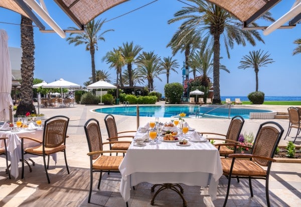 26.1 ATHENA BEACH HOTEL LEDA RESTAURANT ELITE CLASS BREAKFAST